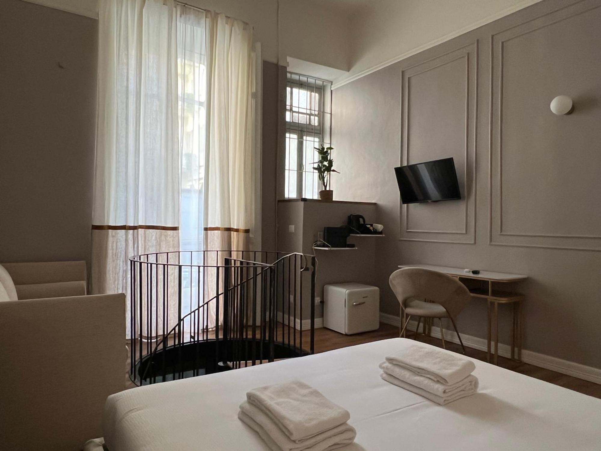 Turin Central Cavour Екстериор снимка